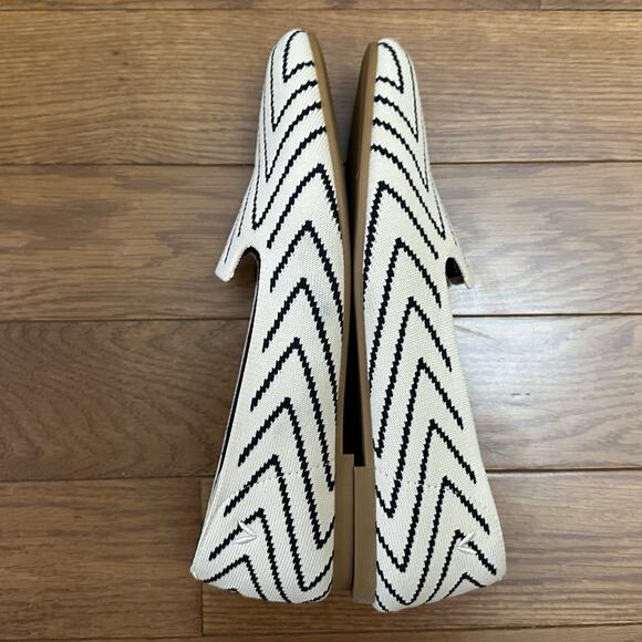 Women's Black and White Flats - Picture 6 of 9